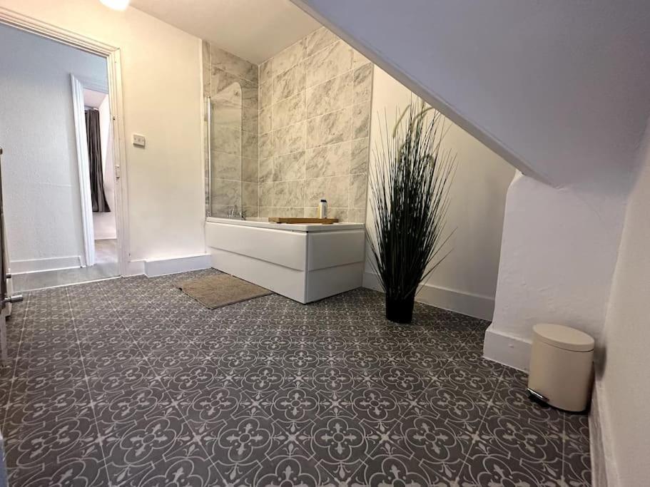 Spectacular 2 Bedroom On Tower Bridge London Ngoại thất bức ảnh